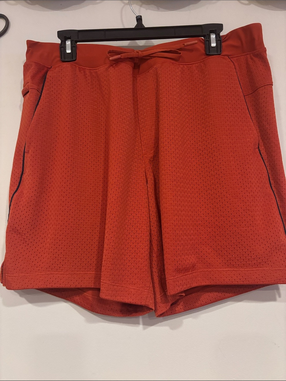 lululemon athletica Men’s Orange Athletic Mesh Shorts